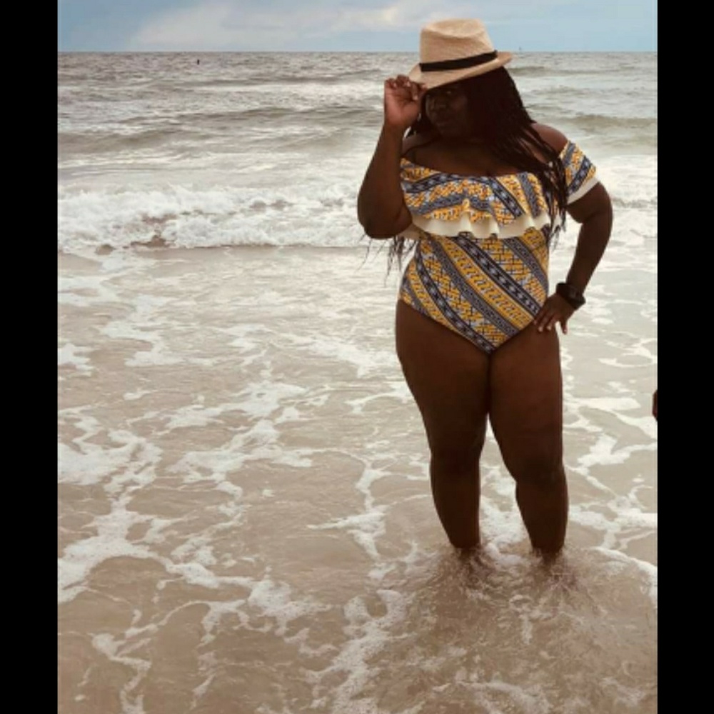 Super cute off shoulder swimsuit